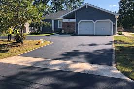 Best Concrete Driveway Installation  in University Heights, IA